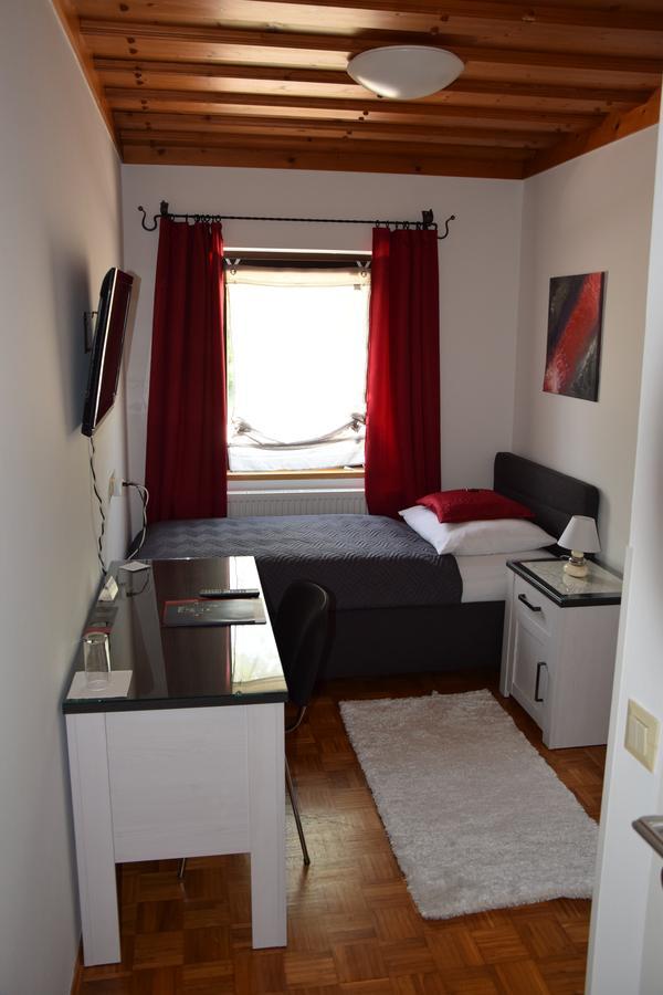 Landgasthof Steinmuehl Hofbauer Fruehstueckspension Und Campingplatz Waidhofen an der Ybbs Eksteriør billede